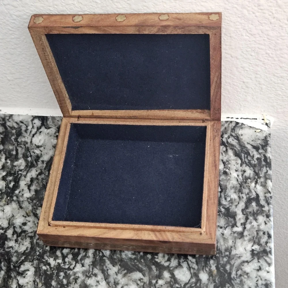 Vintage Indian Hand Painted Miniature Portrait Wood Jewelry Box Brass Inlay 5x4